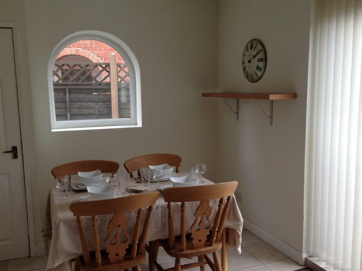 Comfortable House In Warwick Уорик Экстерьер фото